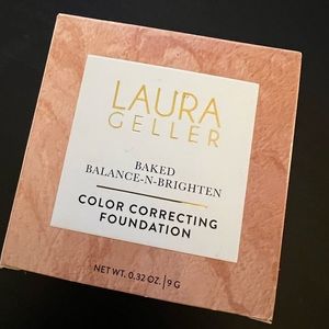 Laura Geller Baked Balance-N-Brighten color correcting foundation Golden medium
